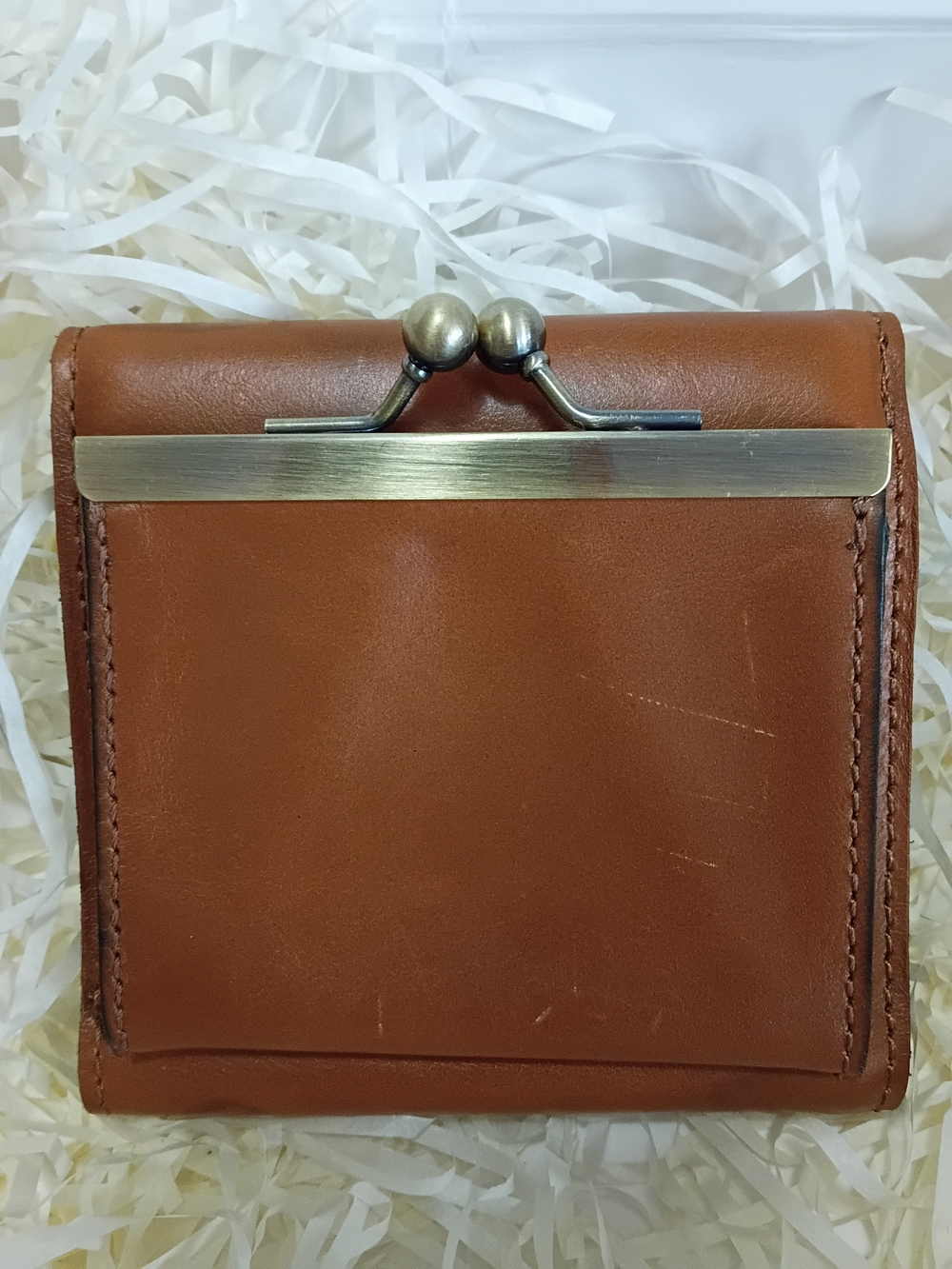 Patricia Nash VintagEuc Kiss Lock Brown Leather Bifold Wallet with Floral Emboss - Picture 4 of 12